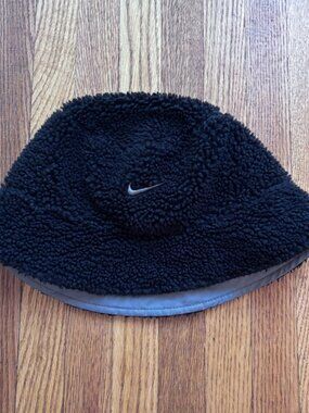 Nike Reversible Faux Fur Fleece Bucket Hat